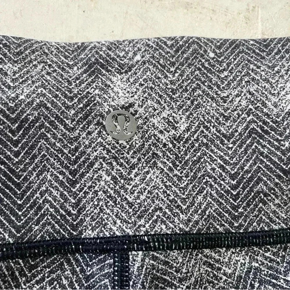 Lululemon Wunder Under Pant III In Diffusion White Black Size 4 - Picture 10 of 10